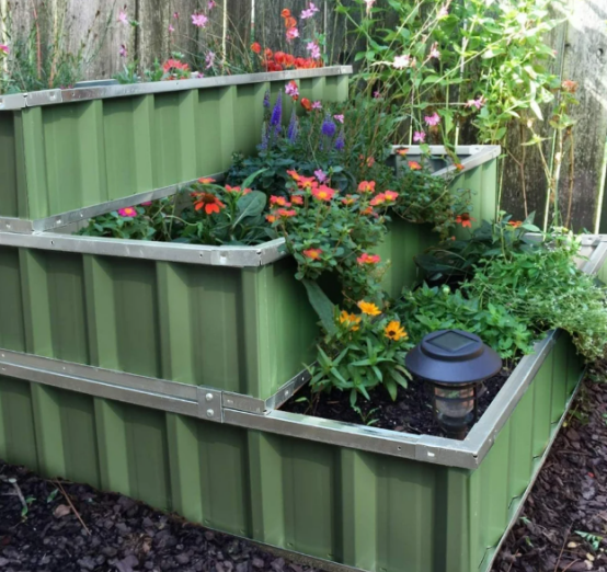 Choosing the Right Materials for Garden Planting Boxes